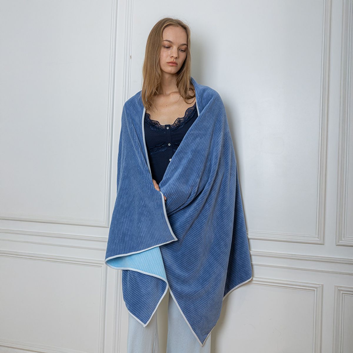 멜라니조이(MELANIE JOY) MJ_Two sided two color blanket_3color
