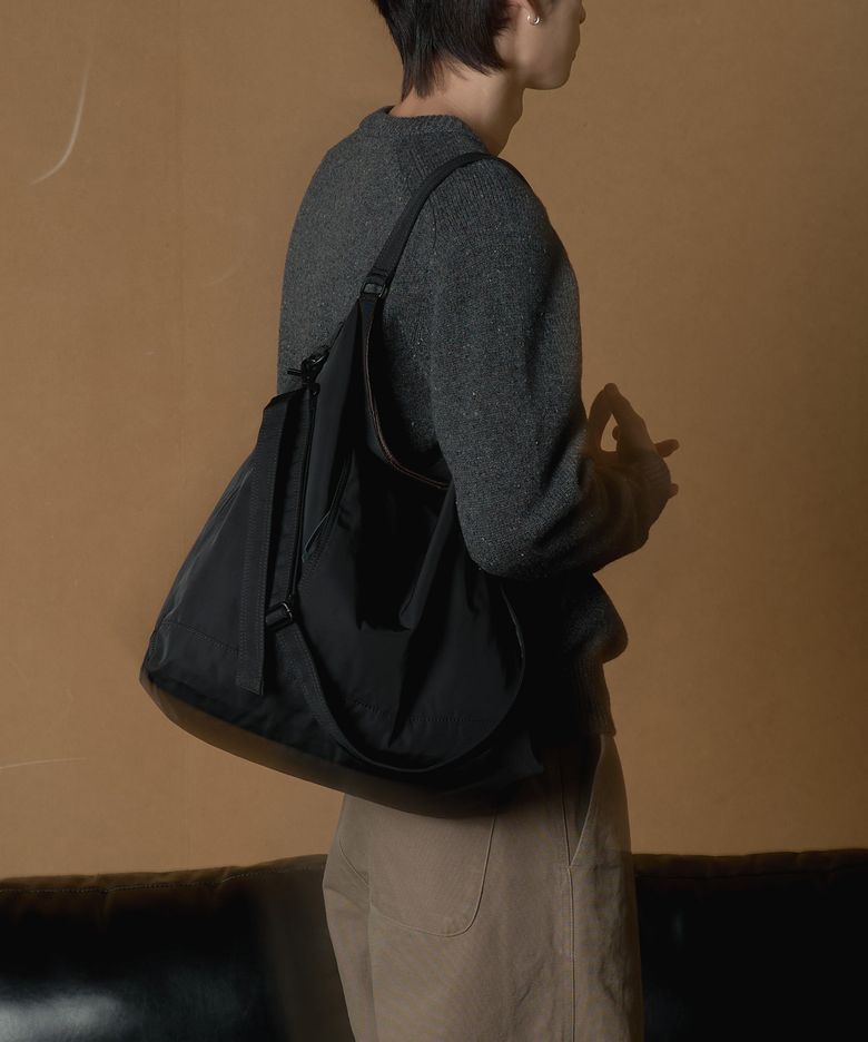 Essential 2way Shoulder Bag / Black