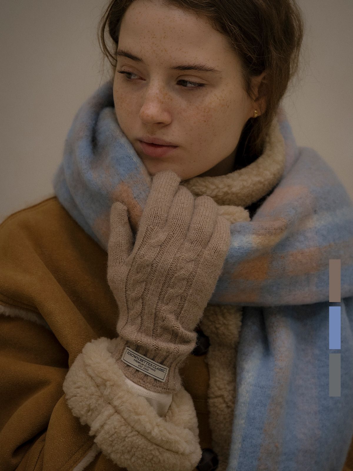 노운베러(KNOWNBETTER) Mini label middle knit gloves [KNFW05ACC04]_[3color]