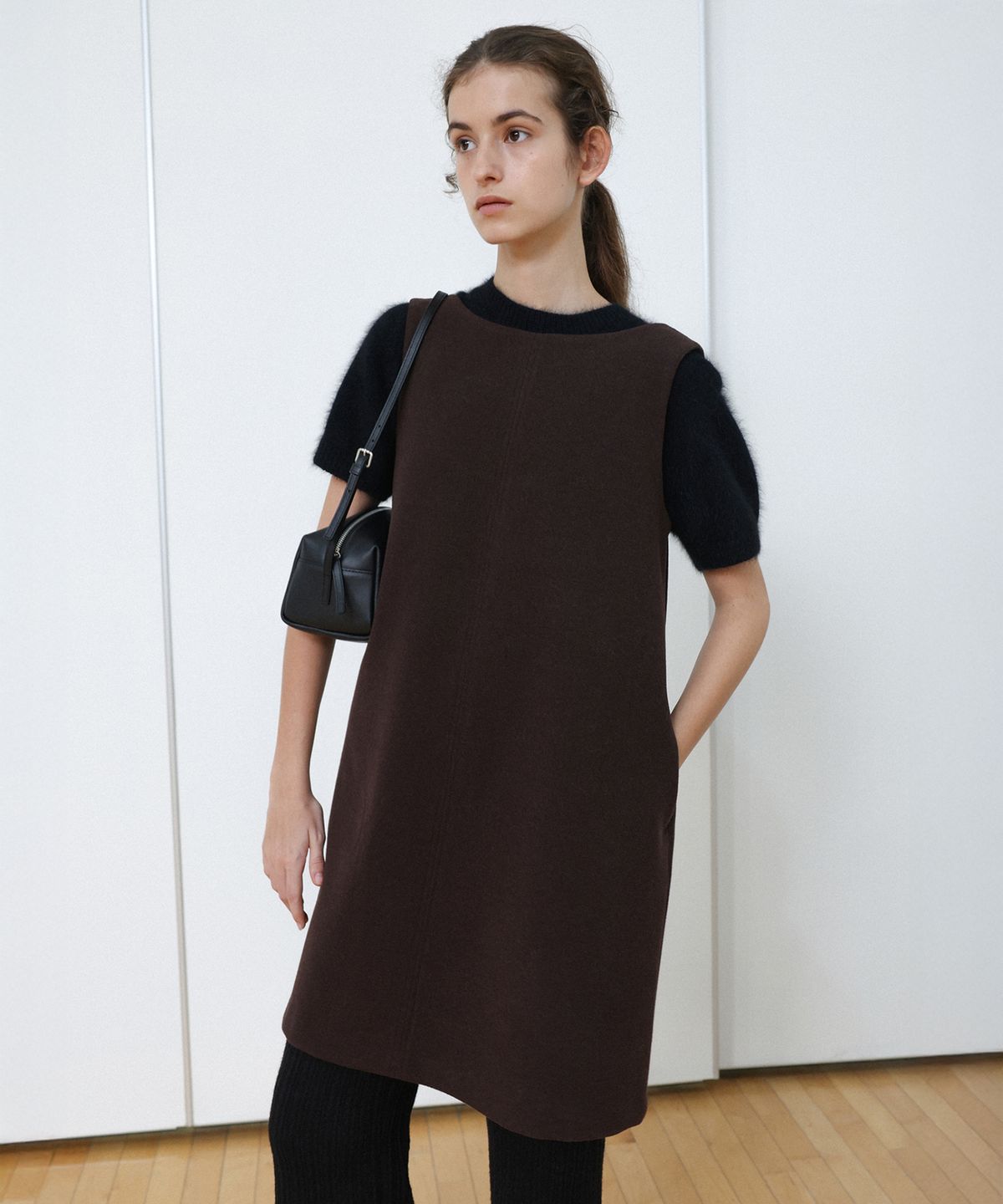르바(LEVAR) Twill Stitch Mini Dress - Chestnut Brown