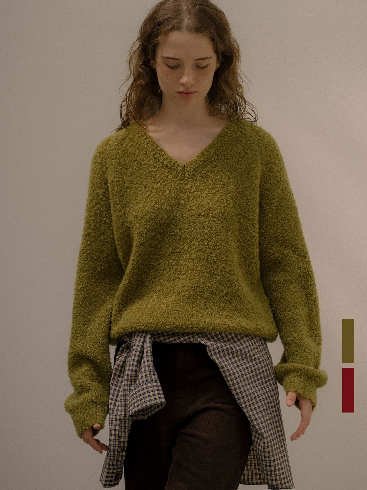 노운베러(KNOWNBETTER) Vintage boucle V-neck knit [KNFW05SW04]_[2color]