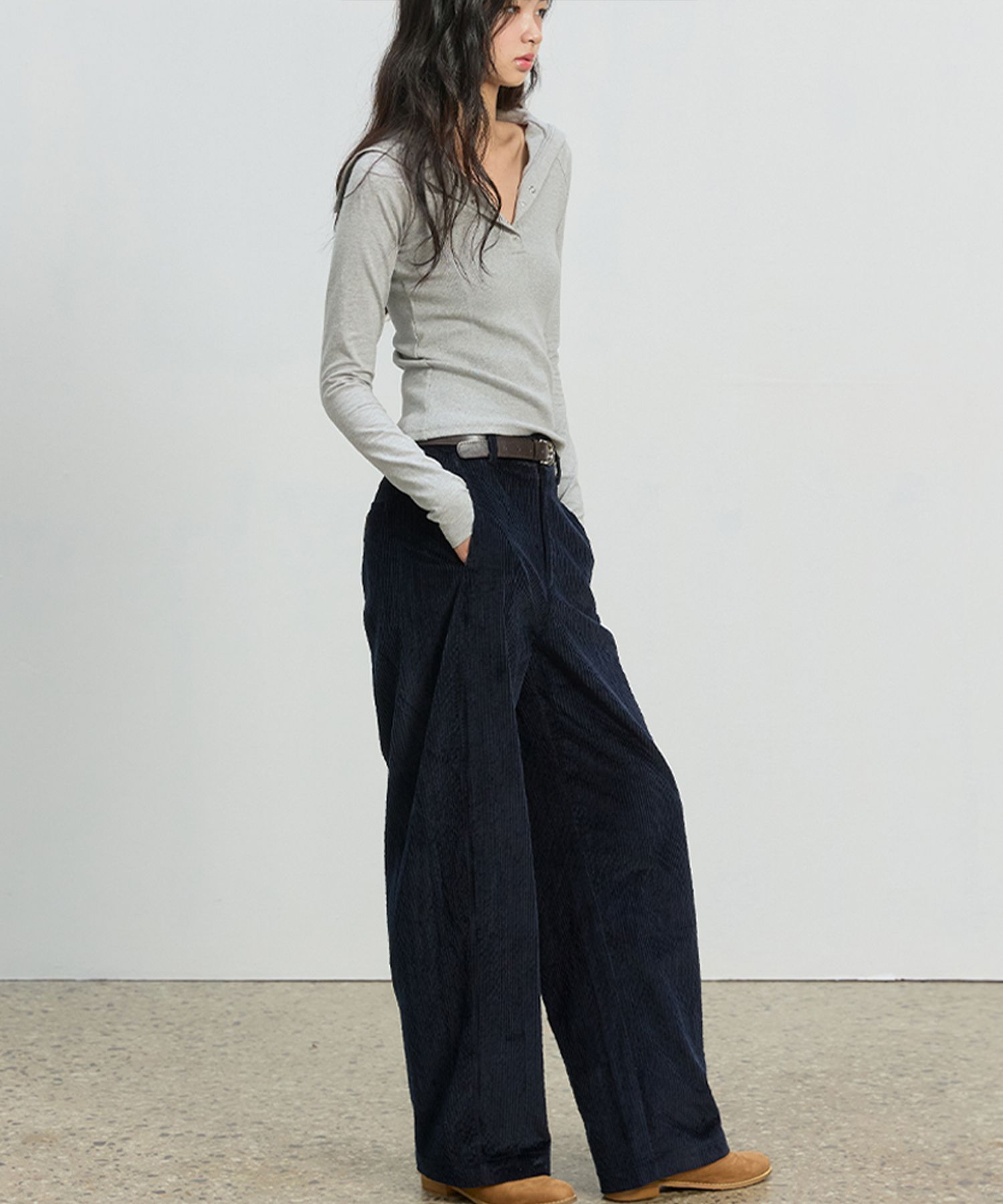 MUSINSA公式 | MICHIKO LONDON カーブドコーデュロイパンツディープ