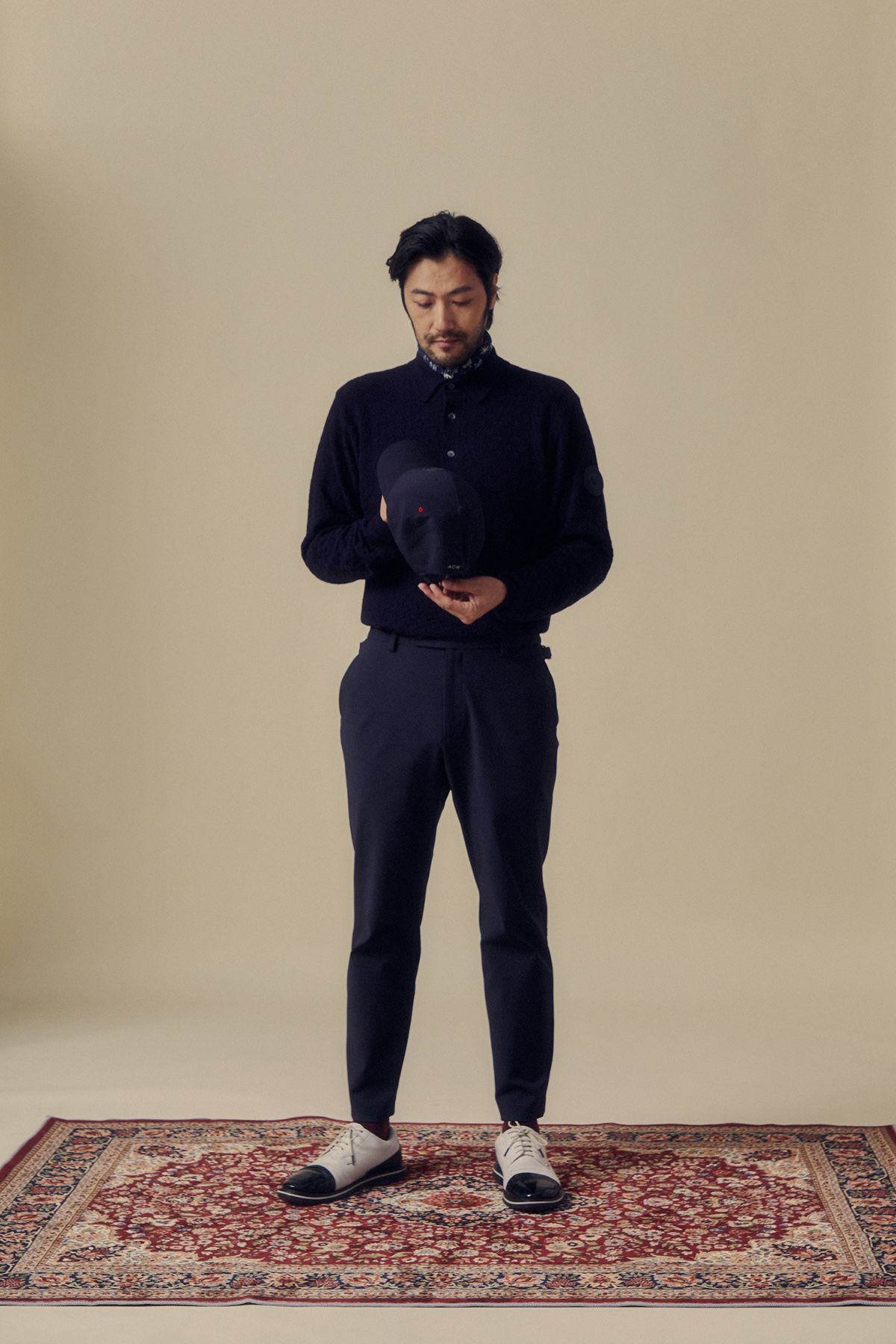 에이오더블유(AOW) MEN SIGNATURE CLASSIC PANTS