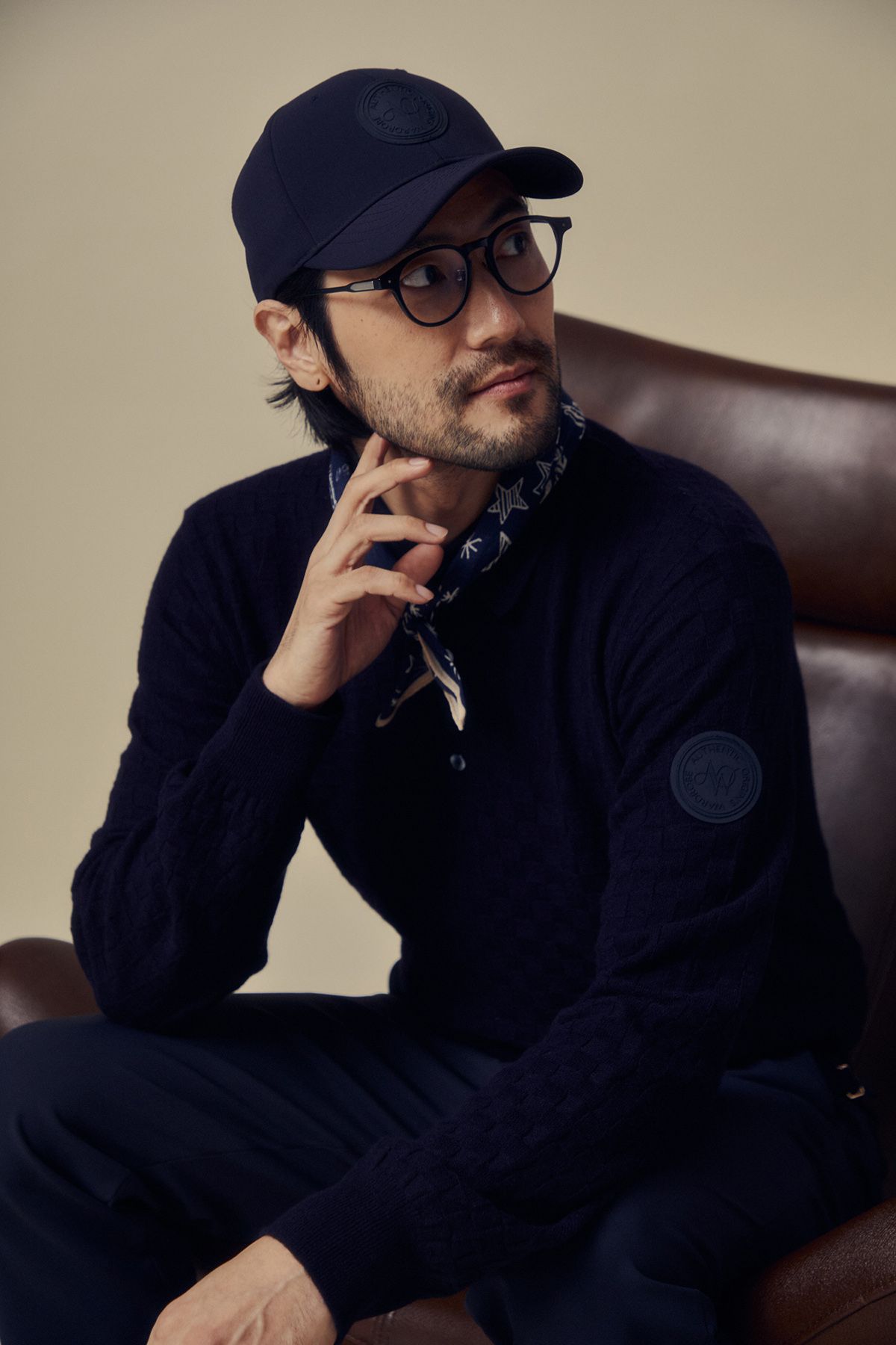 에이오더블유(AOW) MEN CHECKER T-COLLAR KNIT