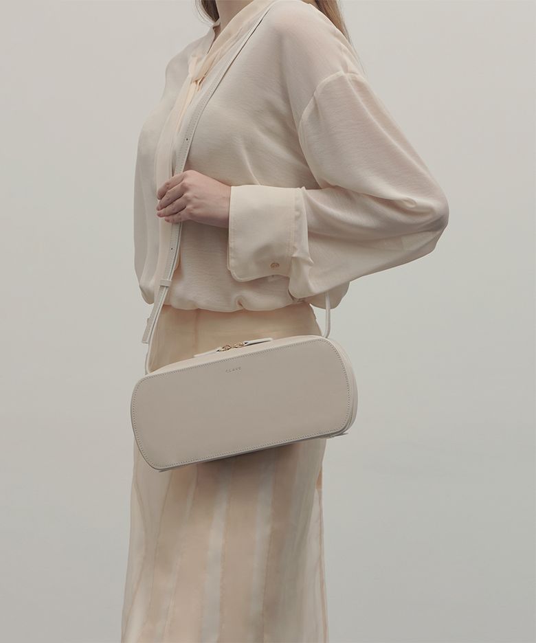 캘리 크림 화이트 숄더백 (KELLY Cream white Shoulder Bag)