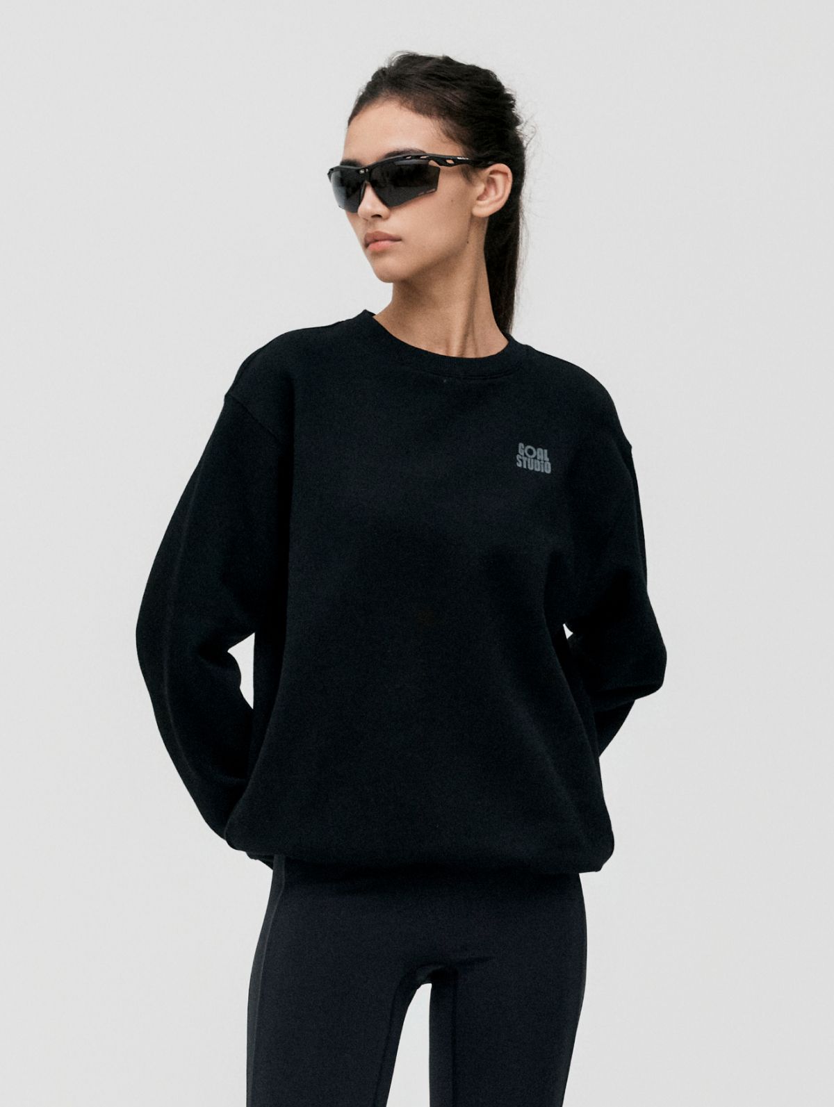 골스튜디오(GOALSTUDIO) ESSENTIAL BRUSHED SWEAT-BLACK