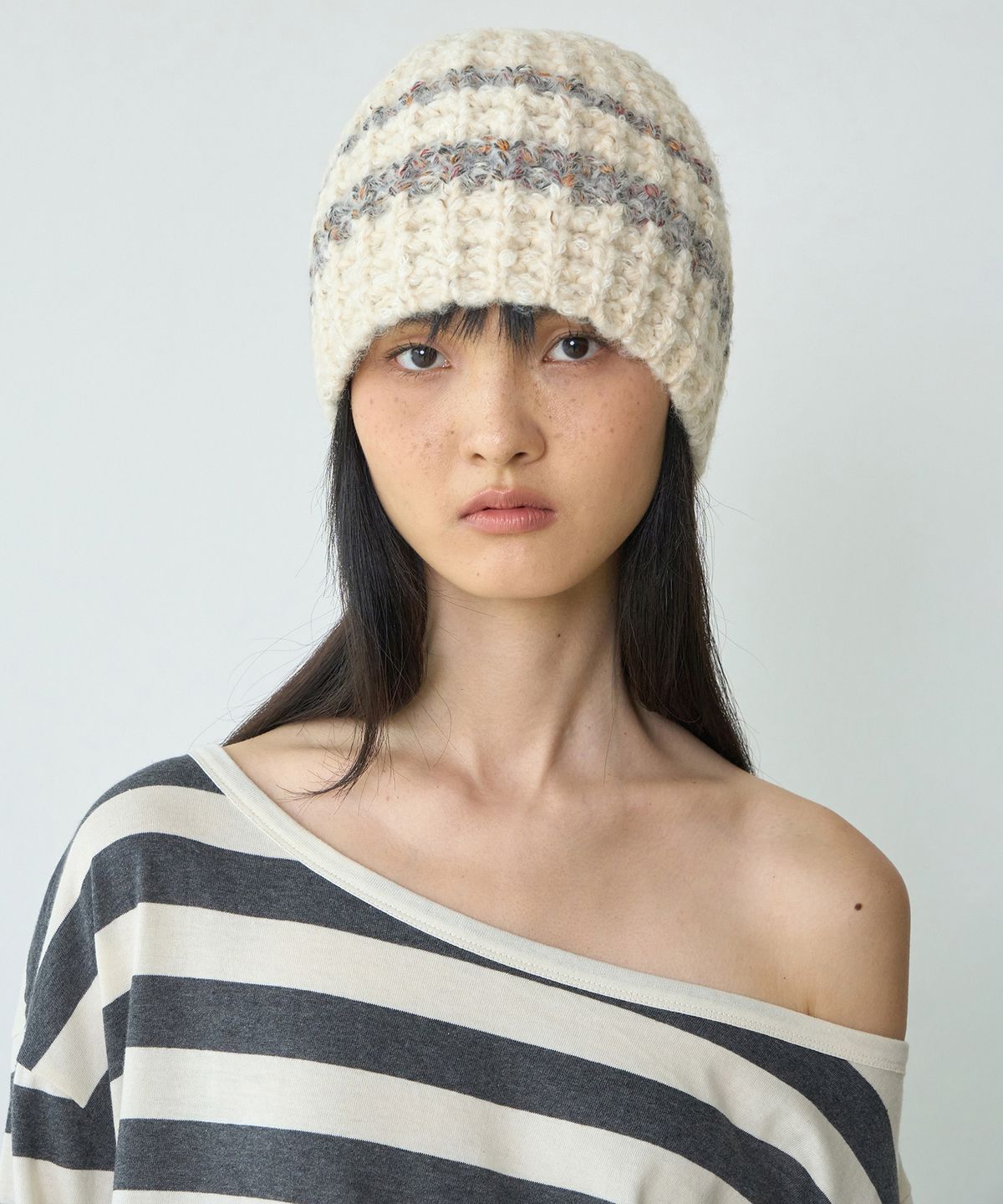 밀로 우먼(MILLO WOMEN) 볼드 스트라이프 비니 [아이보리]