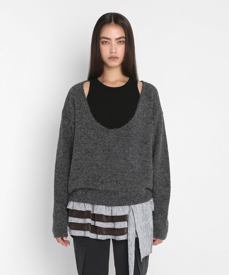 BACK OPEN OVERFIT WOOL KNIT_CHARCOAL