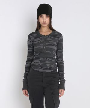 HENLEY NECK BUTTON CAMOUFLAGE T-SHIRT_CHARCOAL