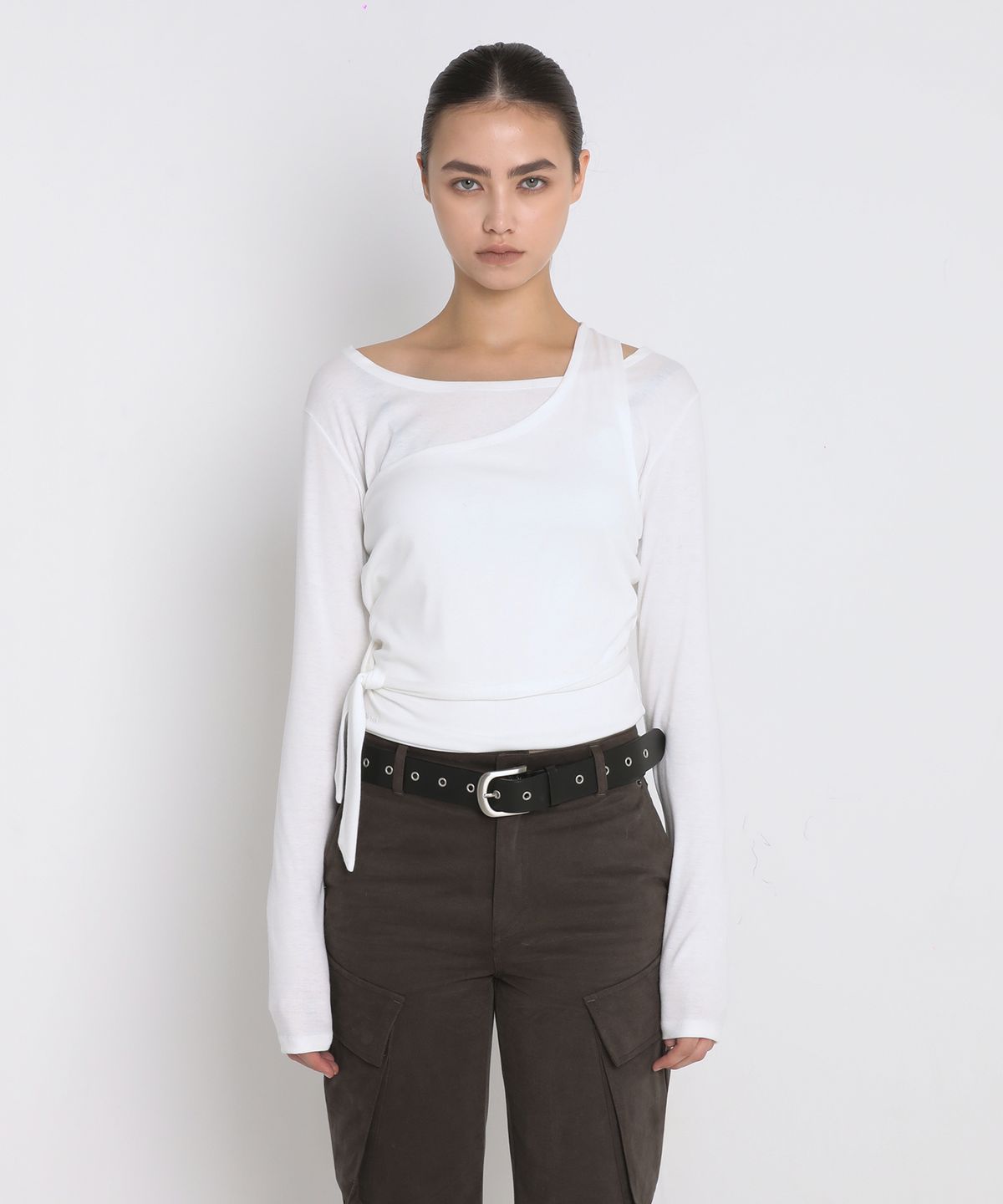 샌드릭(SANDRIC) DRAPED HALTER LAYERED LONG SLEEVE T-SHIRT_IVORY