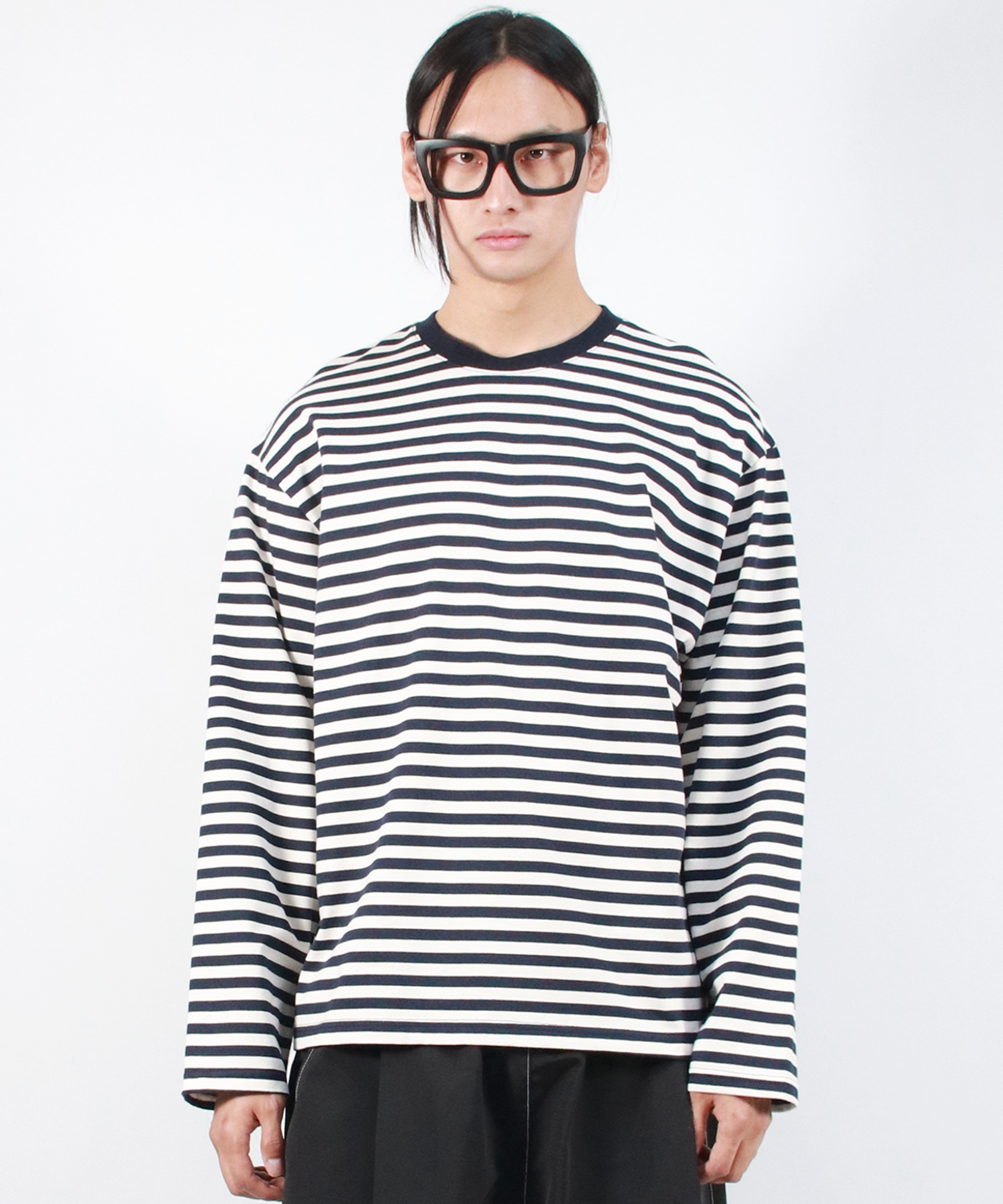 드마크(DEMARC) M STRIPE LOOSE-FIT LONG SLEEVE TEE -  Dark Navy