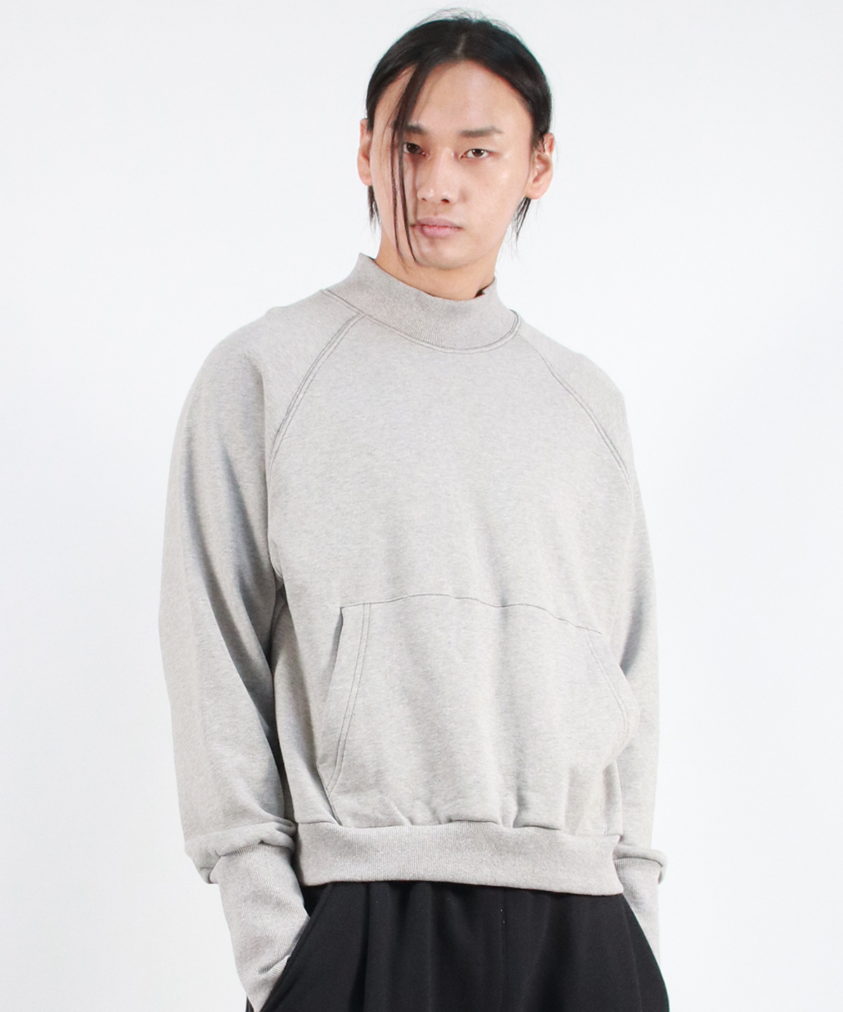드마크(DEMARC) M HIGH-NECK MEDIUM-FIT STITCH RAGLAN SWEATSHIRT -  Gray