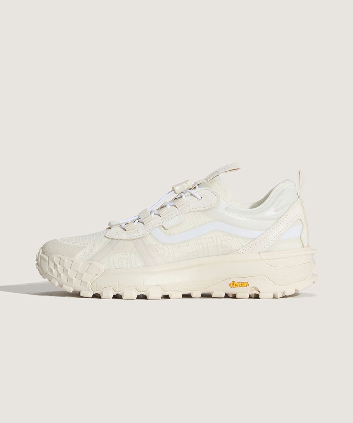 반스(VANS) MTE 크로스패스 XC 고어텍스 - 화이트 / VN000DAMWHT1