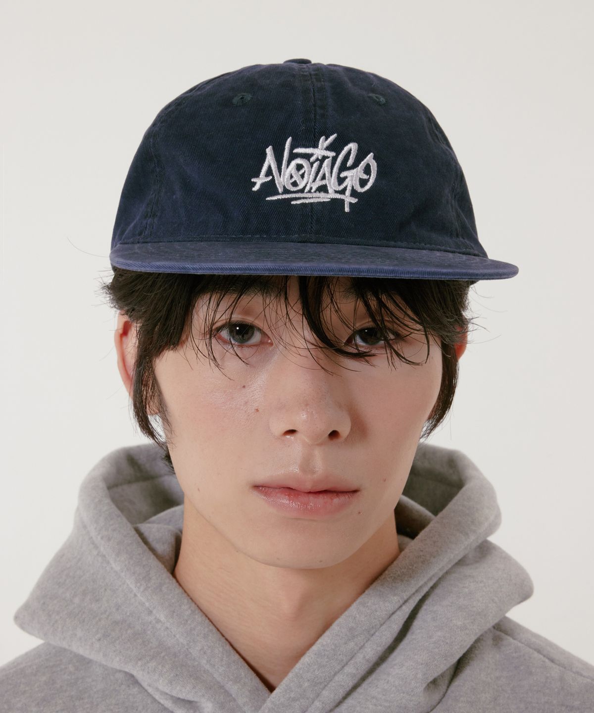 노이아고(NOIAGO) NOI1776 그래피티 로고 스냅백 (네이비)