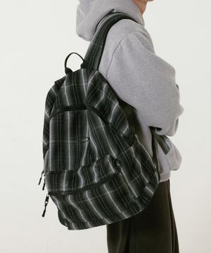 NOI1781 오버 체크 백팩 (블랙)