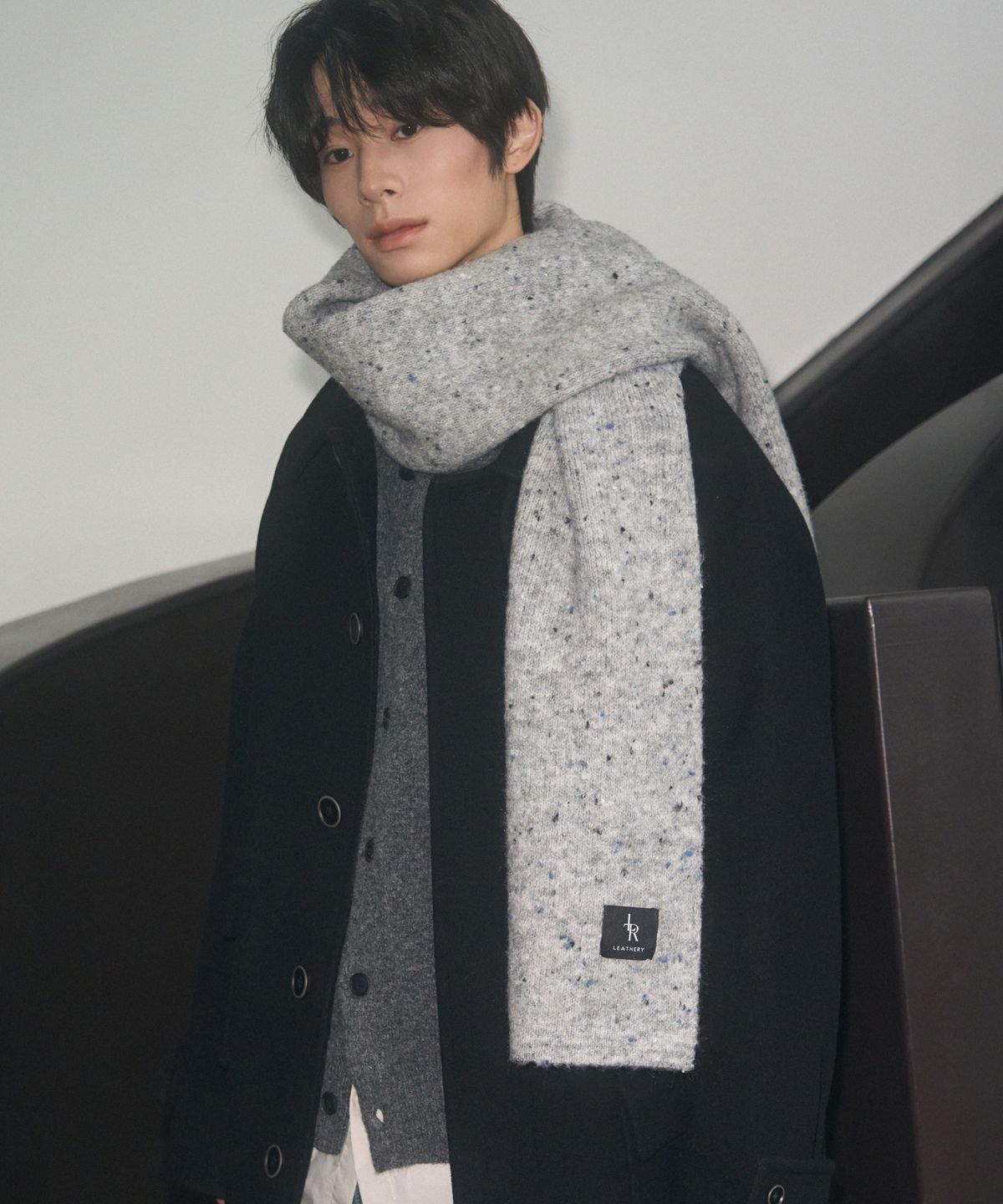 레더리(LEATHERY) 소프트 울 머플러 [GREY]