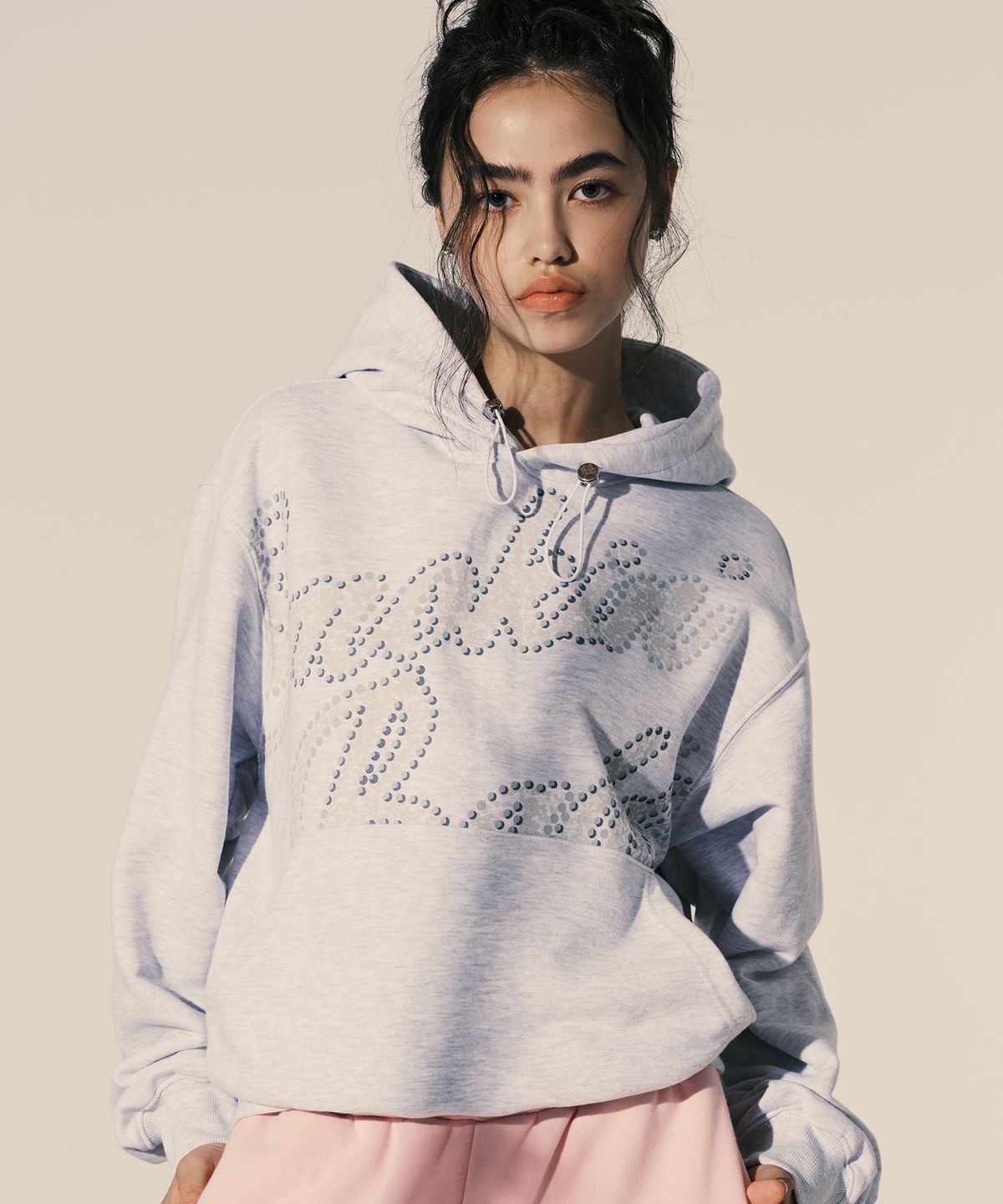 엔와이엑스엑스(NYXX) SMOKIN BADDIE HOODIE HEATHER GREY
