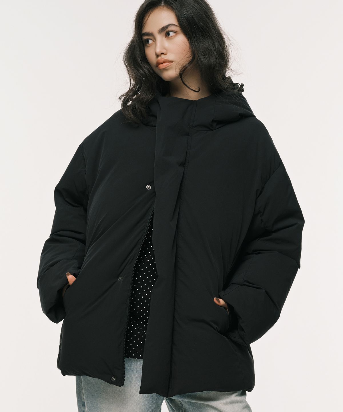 엔와이엑스엑스(NYXX) HOOD DOWN PUFFER BLACK