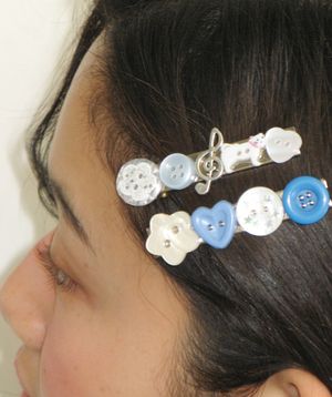 MUSIC CAT BUTTON HAIR PIN (2ea)