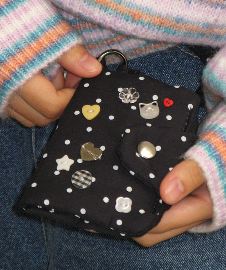 MULTI BUTTON CARD WALLET BLACK DOT