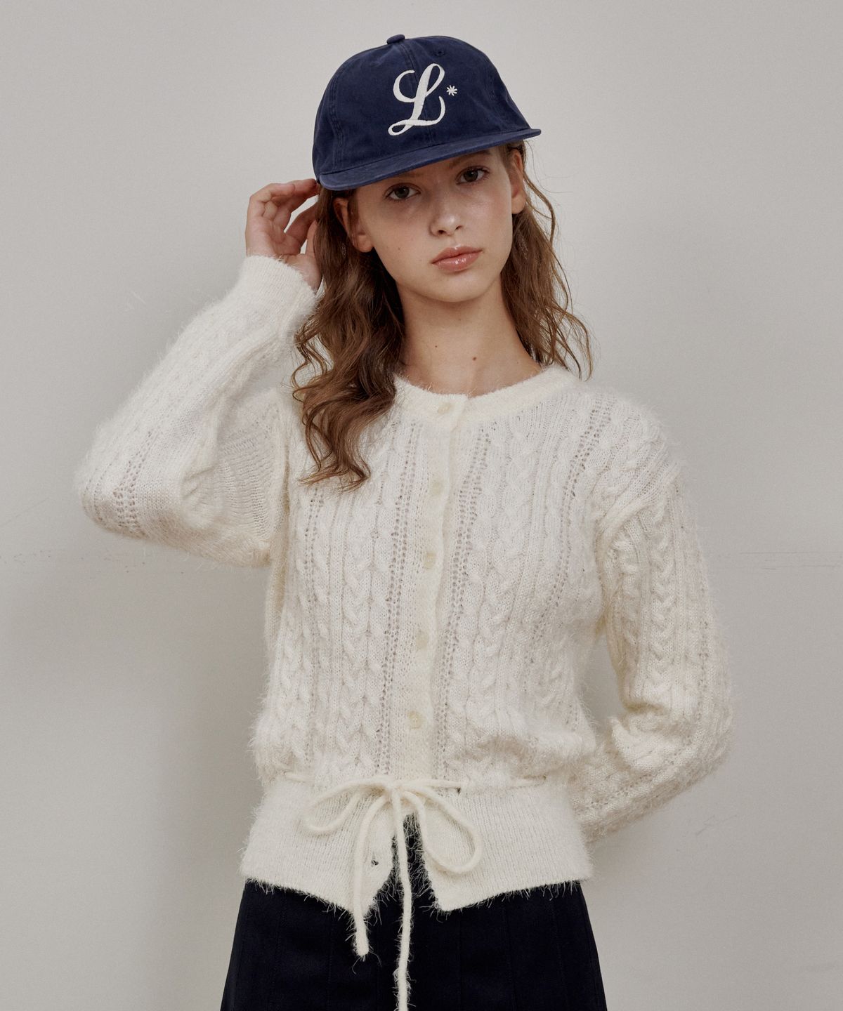 로시로우(LOSSYROW) Cable String Cardigan Ivory