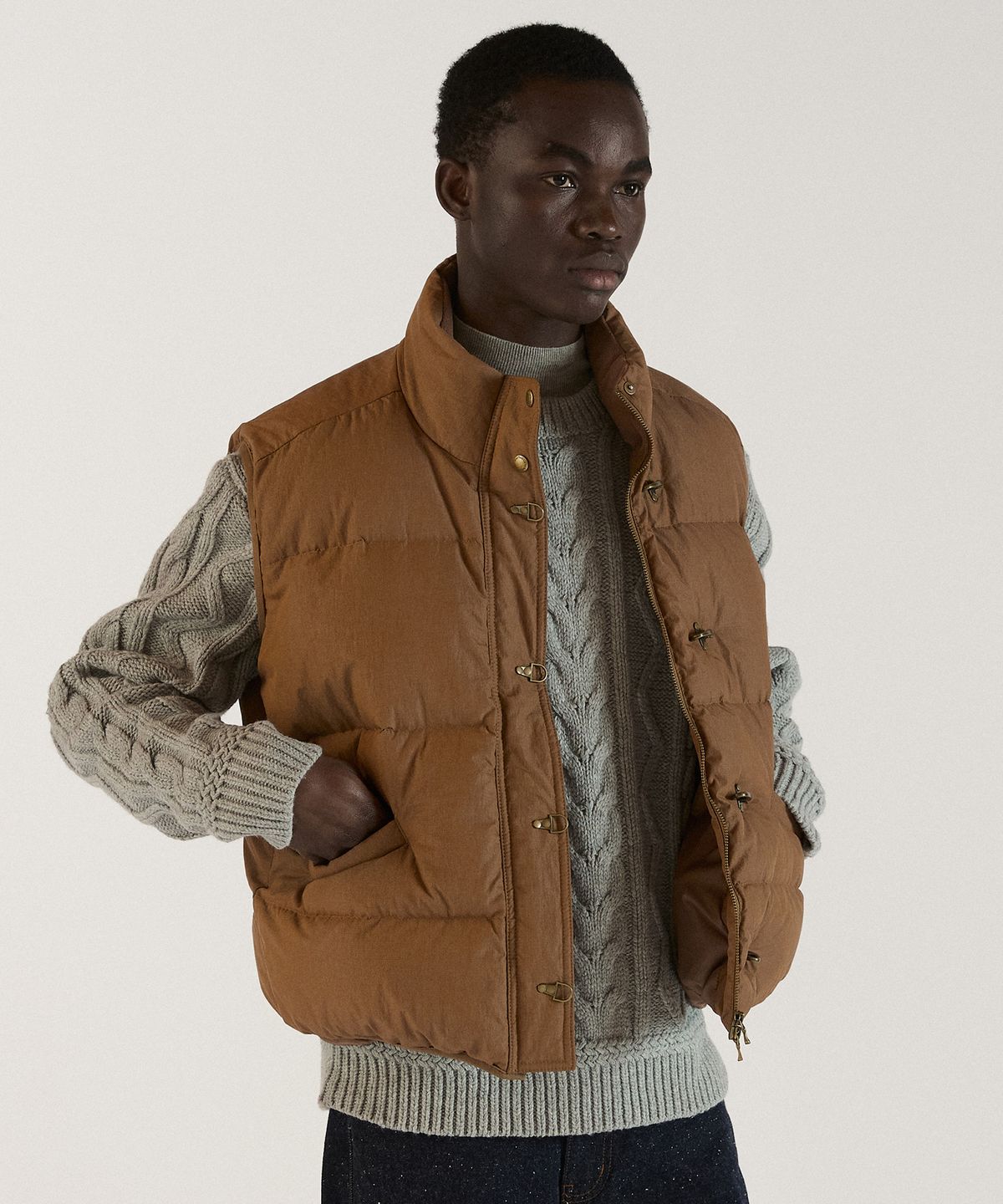 필프(PEALP) Turn-Buckle Padded Vest 24(Beige)