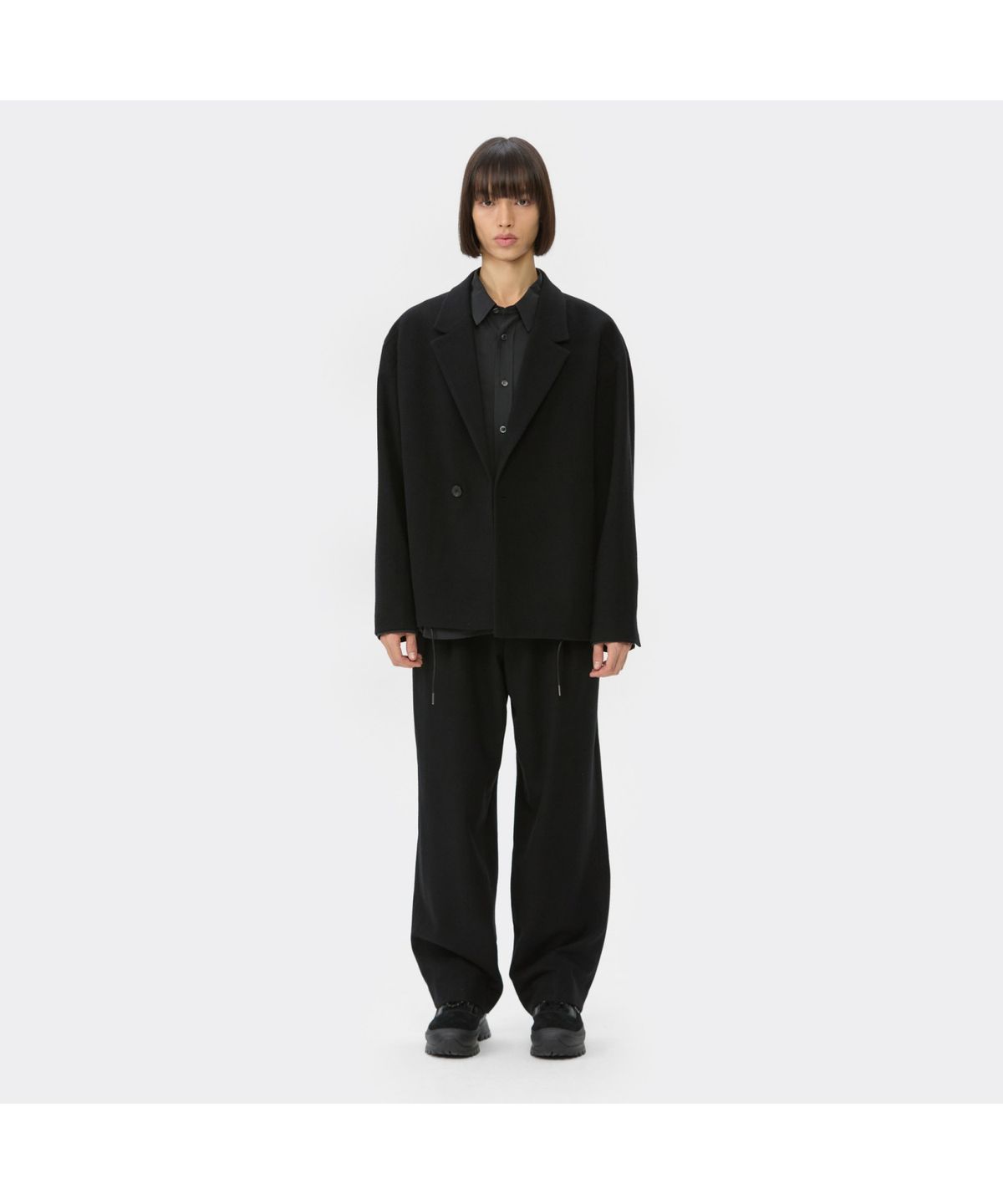 커스텀멜로우(CUSTOMELLOW) Black Wide Fit Tuck Wool Pants CWPAW25844BKX