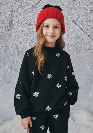 BZ68TS01BK 플라워 패턴 블랙 맨투맨 티셔츠