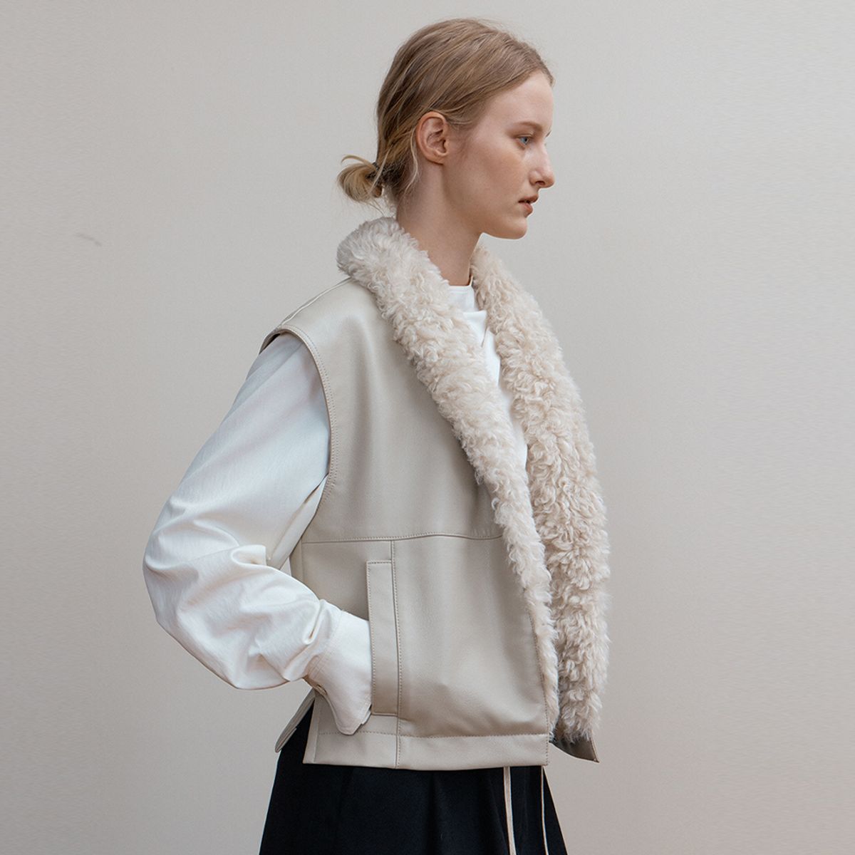 퍼블리카엑스(PUBLICKA X) SHILOH VEST IVORY