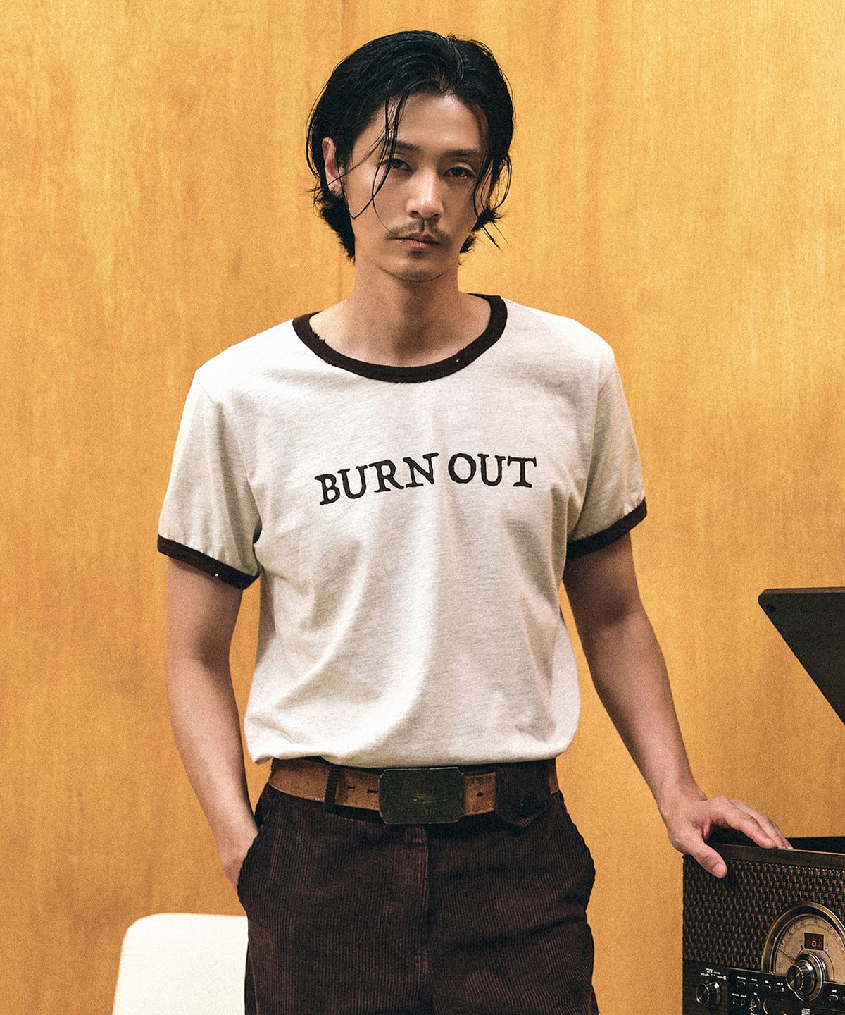 레뷰라(REVURA) BURN OUT FRAY RINGER T-SHIRT - OATMEAL / BROWN