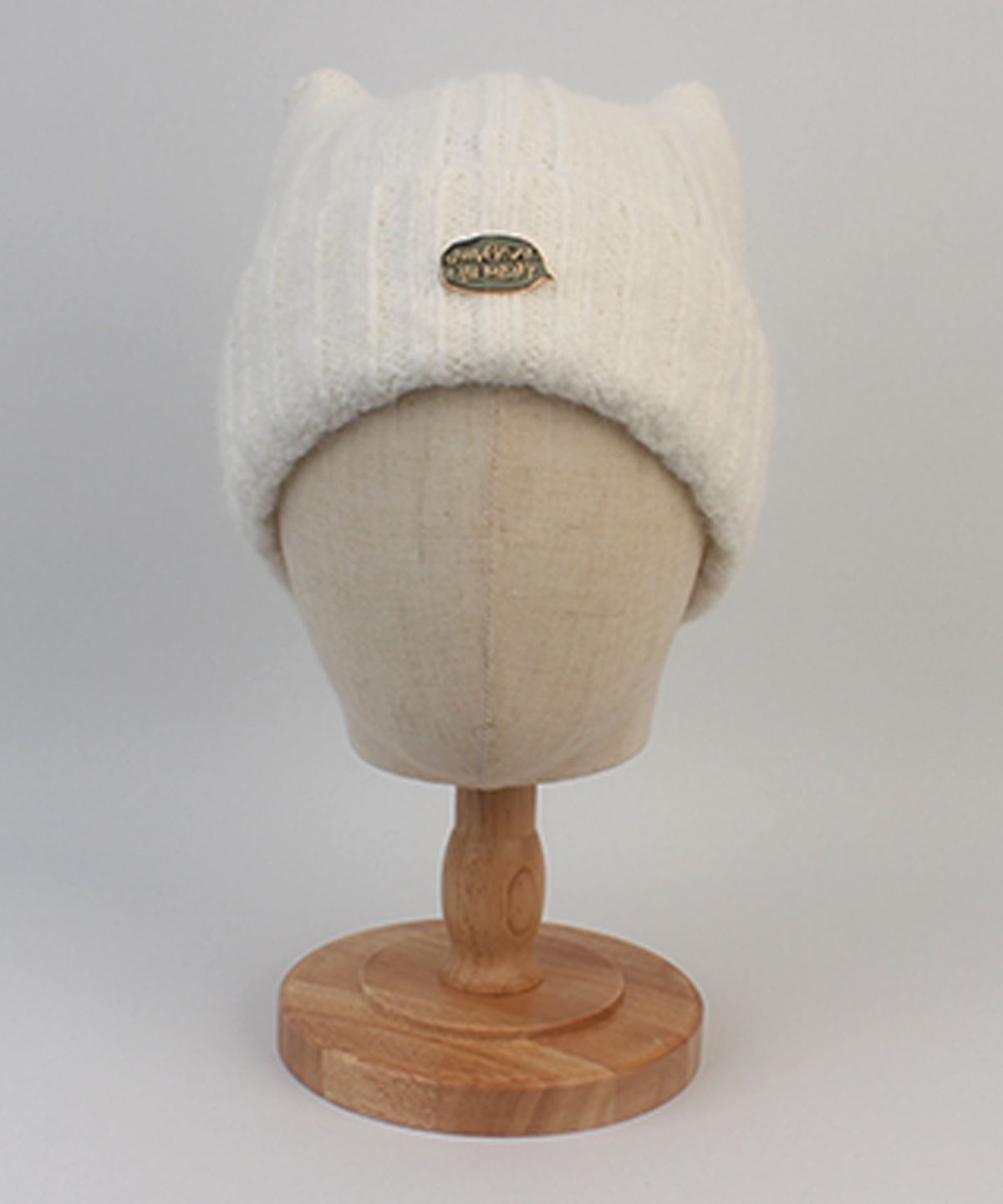 유니버셜 케미스트리(UNIVERSAL CHEMISTRY) Wool Cat Ivory Bubble Beanie 고양이비니