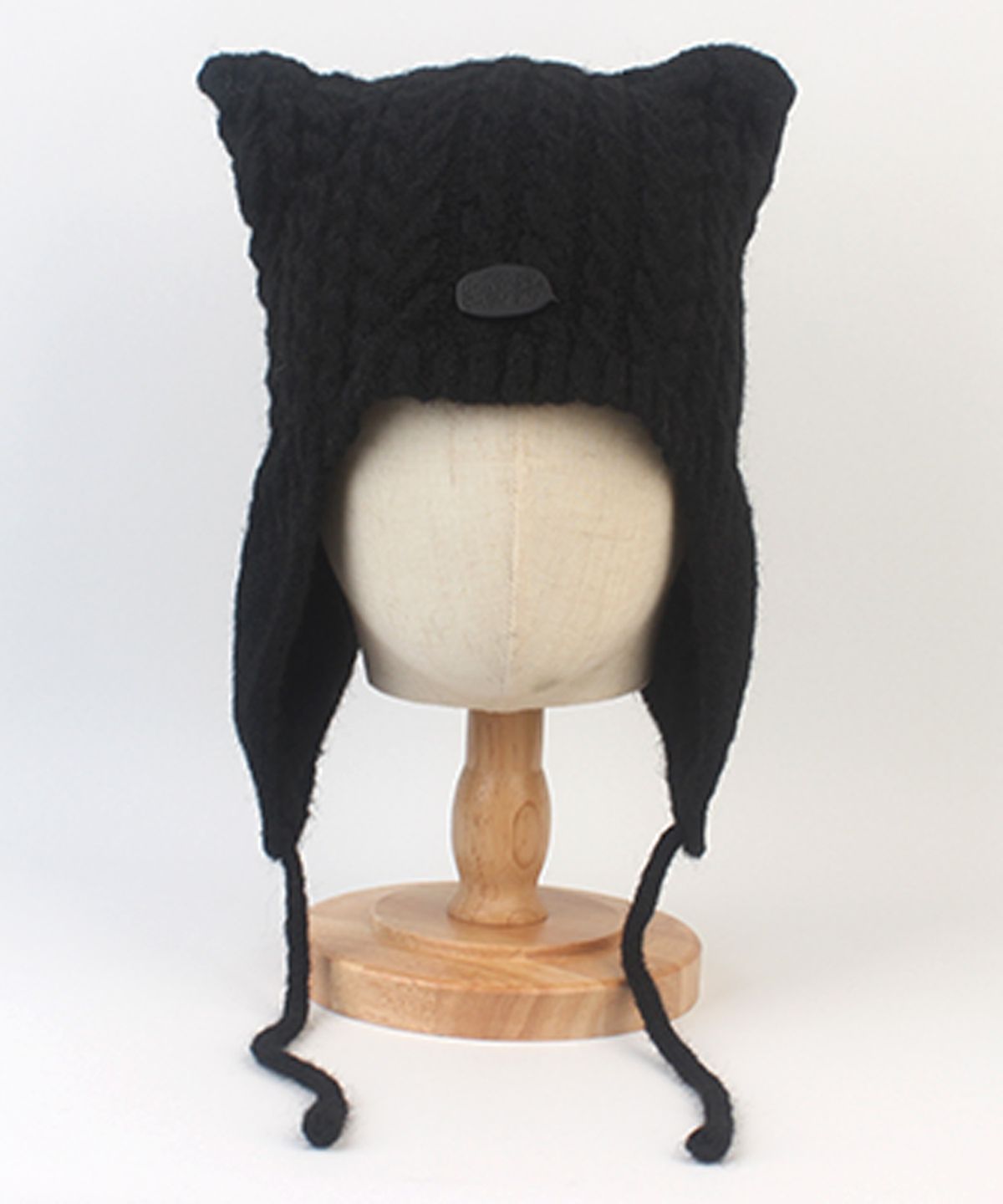 유니버셜 케미스트리(UNIVERSAL CHEMISTRY) Wool Twist Cat Black Earflap Hat 고양이모자