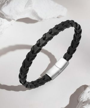 트레세 BM258B1175 블랙 천연소가죽 남자팔찌