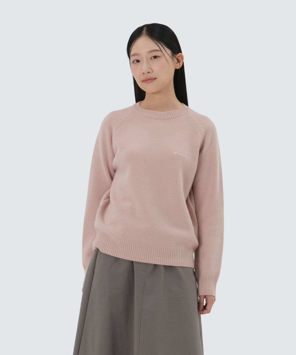 스노우피크 어패럴(SNOWPEAK APPAREL) 캐시미어 블랜드 여성 세미크롭 니트 맨투맨 (S25WWFHT73) Light Pink