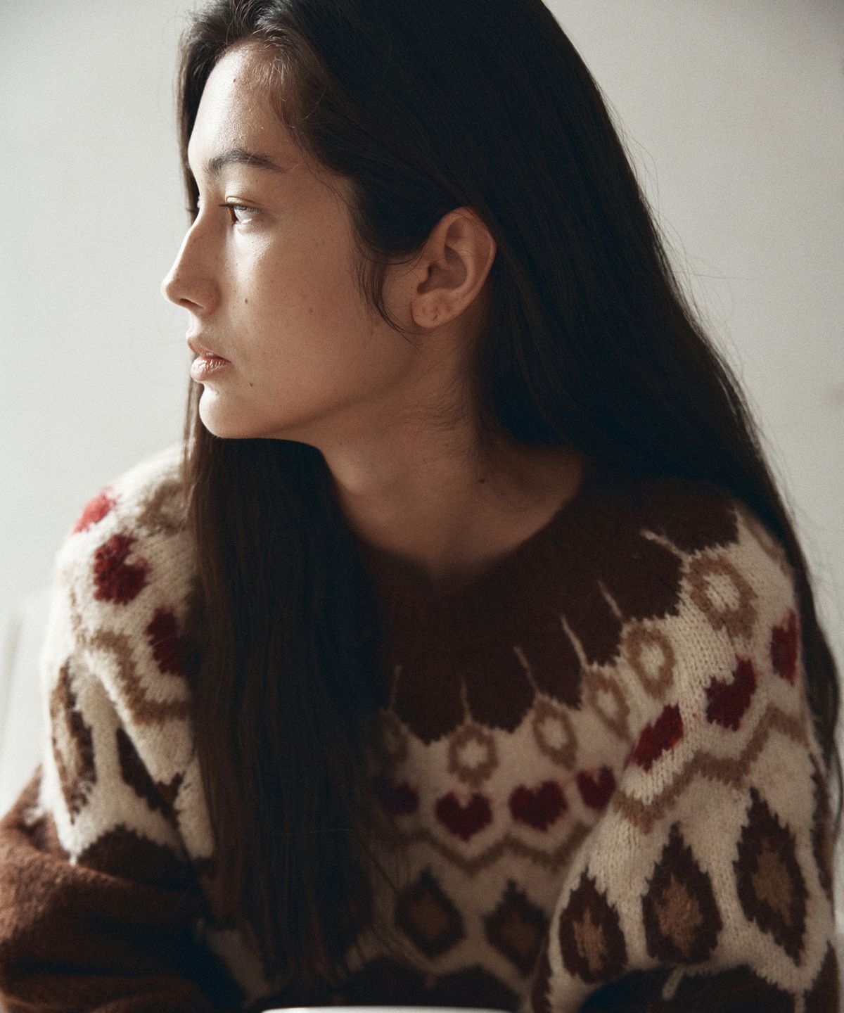 반원 아틀리에(VANONE ATELIER) KN4277 래글런 자카드 니트_Brown