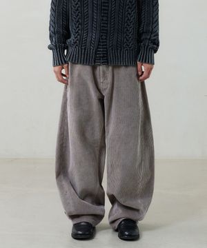 balanced corduroy pants (mocha beige)