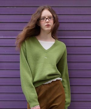 베른 홀가먼트 브이 울 니트_Bern Knit