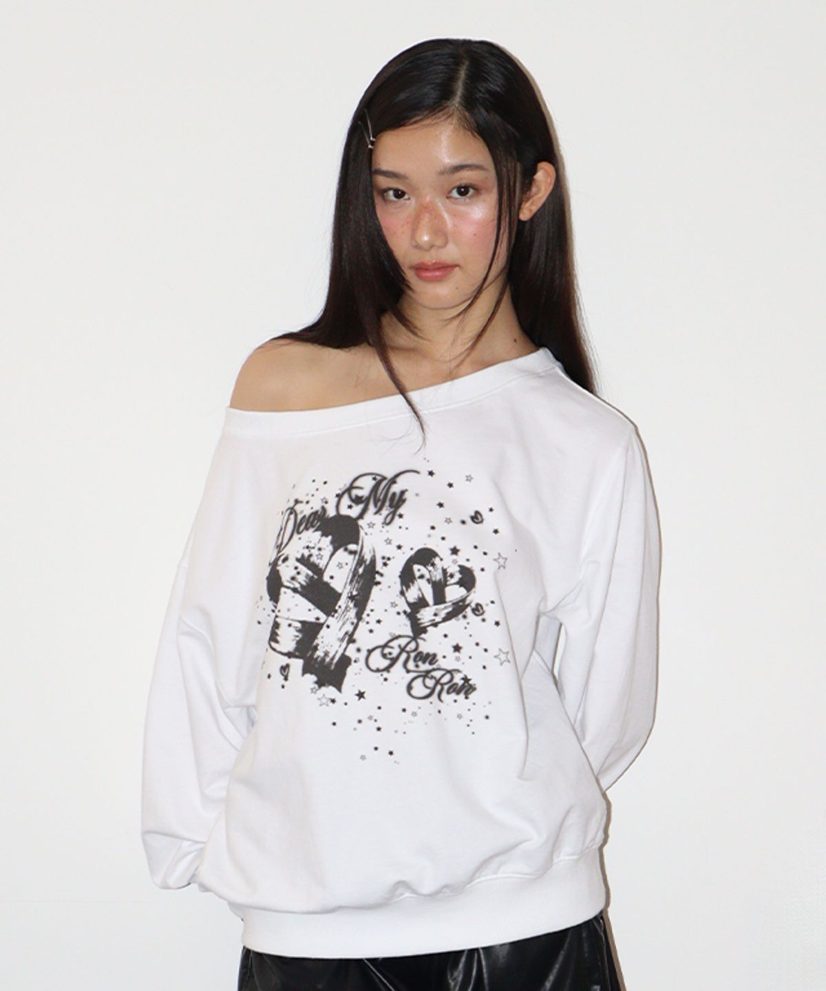 론론(RONRON) URBAN OFF SHOULDER SWEATSHIRT WHITE