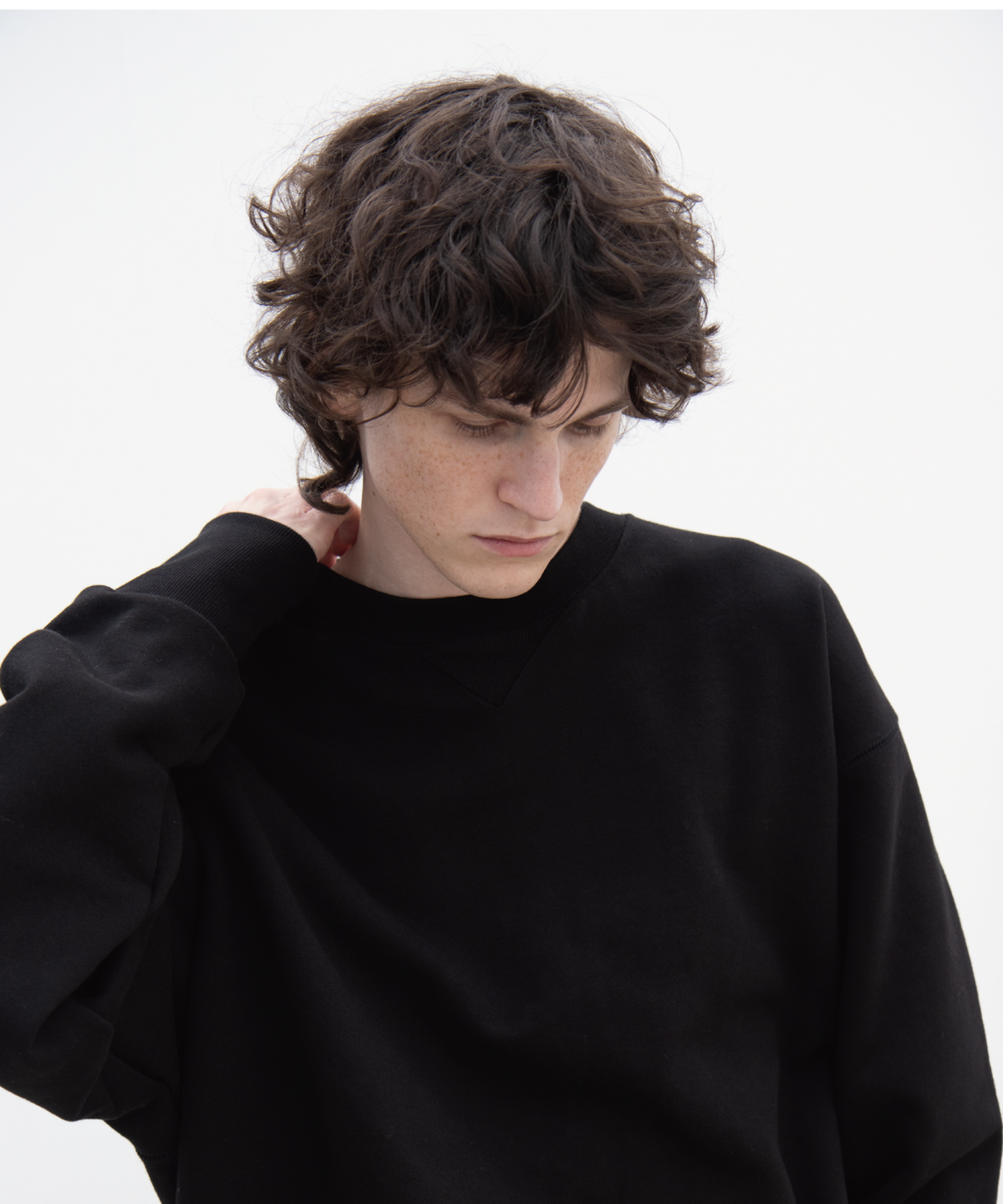 오브헤덴(OPHEDEN) Oversized sweatshirt (black)
