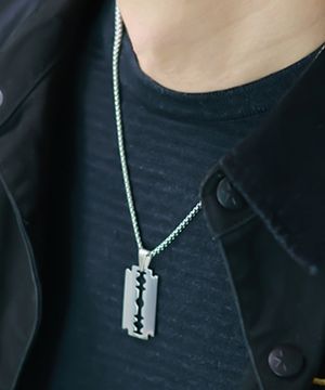 레이저 블레이드 BM251N1072 남자 목걸이