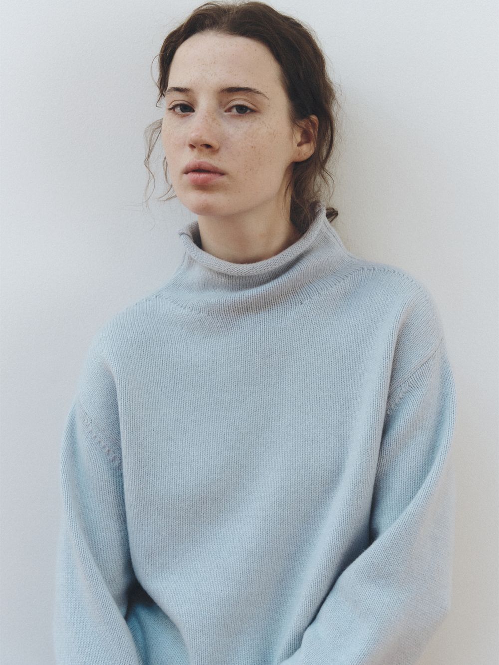 리플레인(REPLAIN) CASHMERE BLEND HIGH NECK TOP_LIGHT BLUE - 사이즈 & 후기 | 무신사