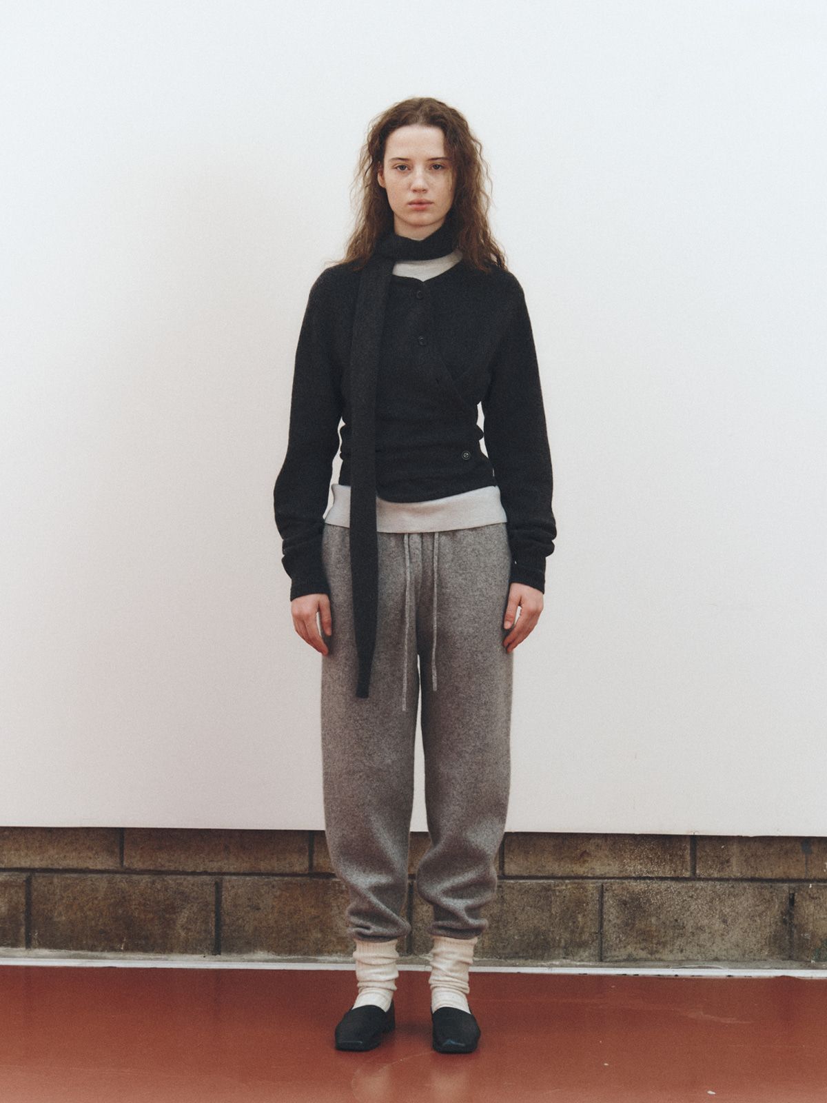 리플레인(REPLAIN) PURE WOOL JOGGER PANTS_GREY