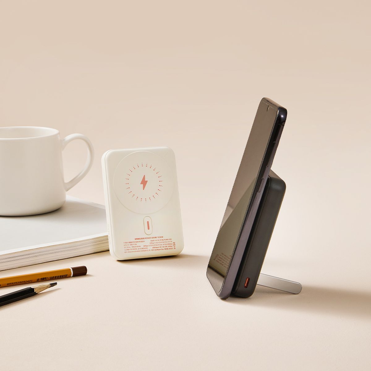아이노트(INOTE) Qi 15W 스탠드 무선 충전 맥세이프 보조배터리 10000mAh
