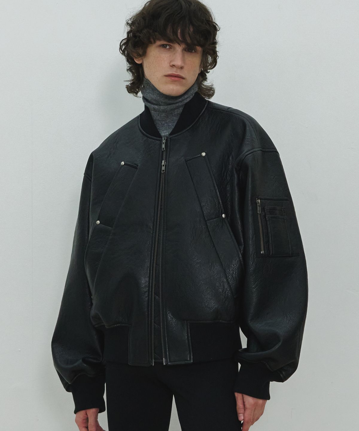 문선(MOONSUN) UNISEX, 4 Pocket Vegan Leather MA-1 Jacket / Black