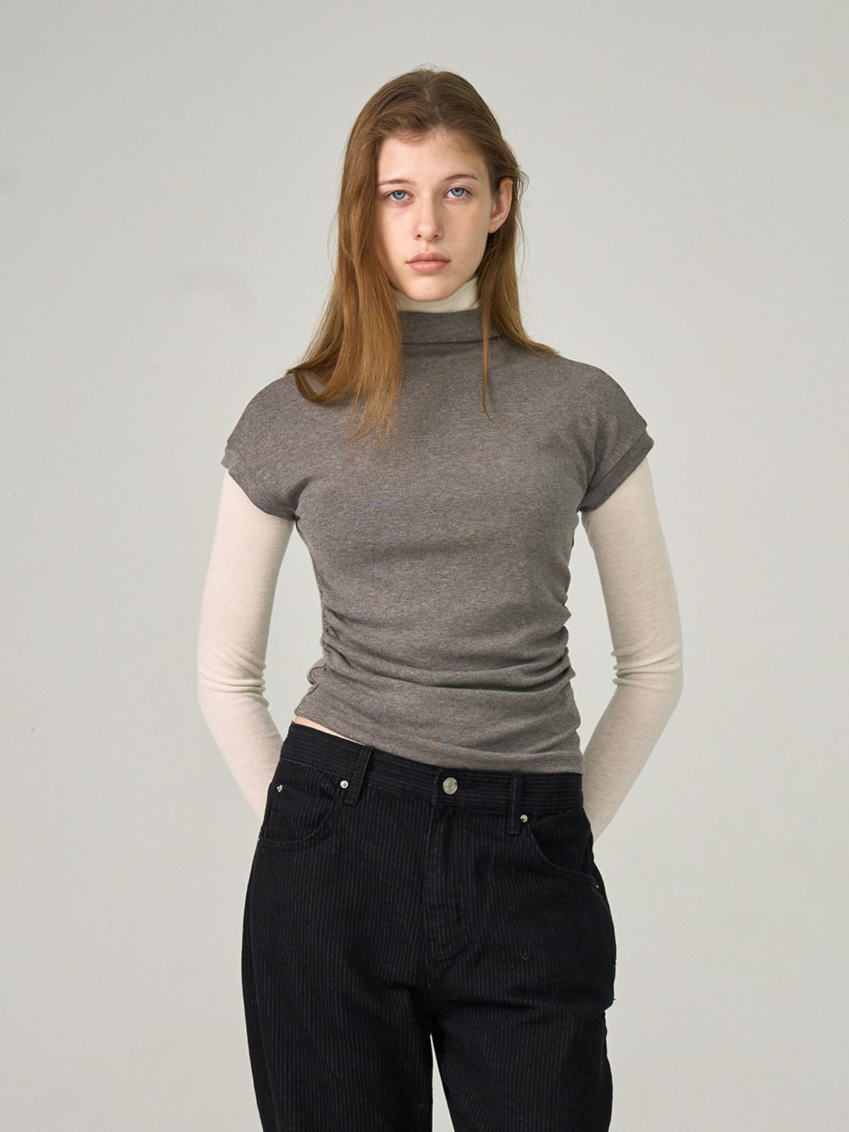 헌치(HUNCH) Half-Neck Short-Sleeved Jersey Top (2color)