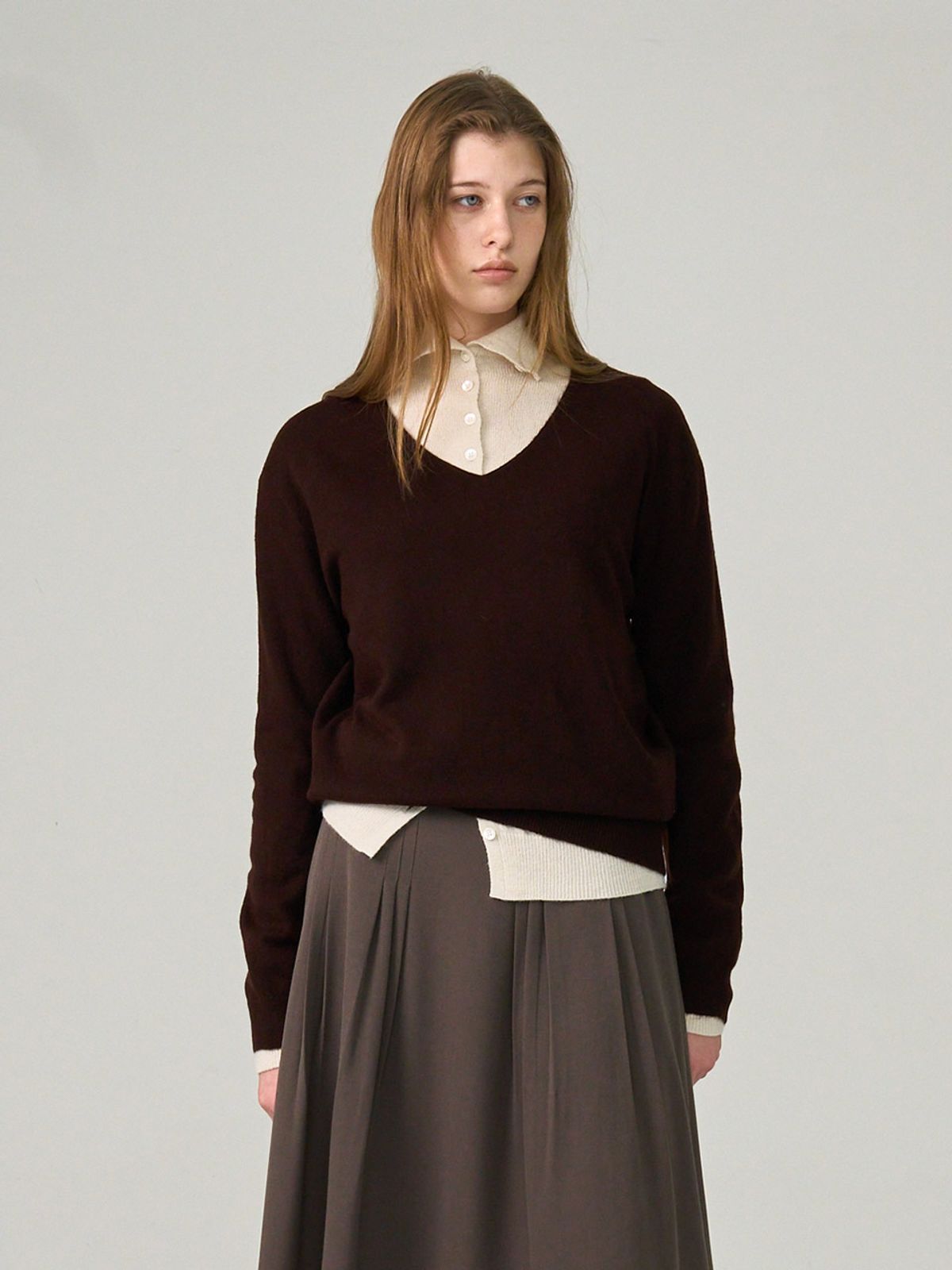 헌치(HUNCH) Soft Wool Blend V-Neck Knit (2color)