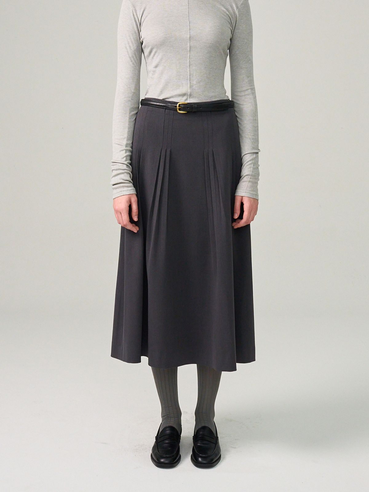 헌치(HUNCH) Soft Volume Tuck Detail Flare Skirt (2color)