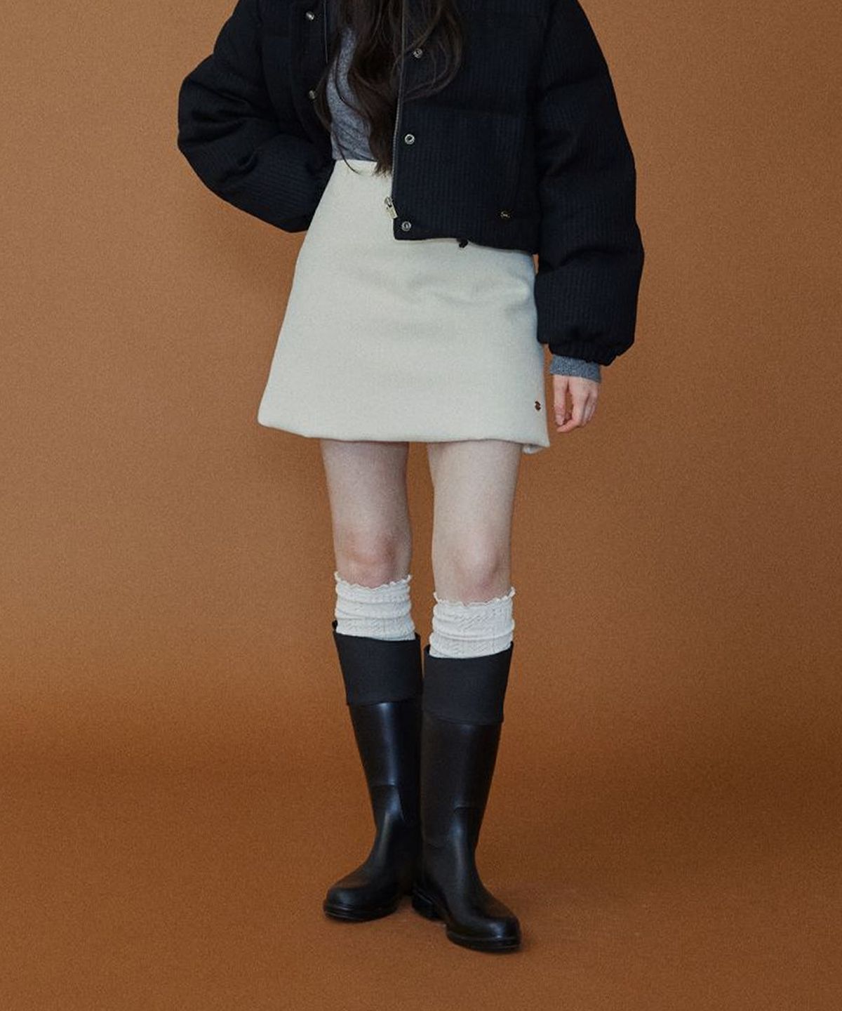 호와스(HOWUS) MONROE GOOSE SKIRT (CREAM)