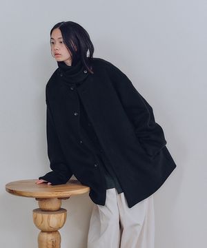 유니섹스 럭스 미디 코트 블랙