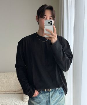 로우 컷 슬럽 긴팔 티셔츠[BLACK]